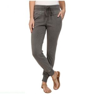 ISO Liverpool Jeans Company Mia Track Pant Jogger